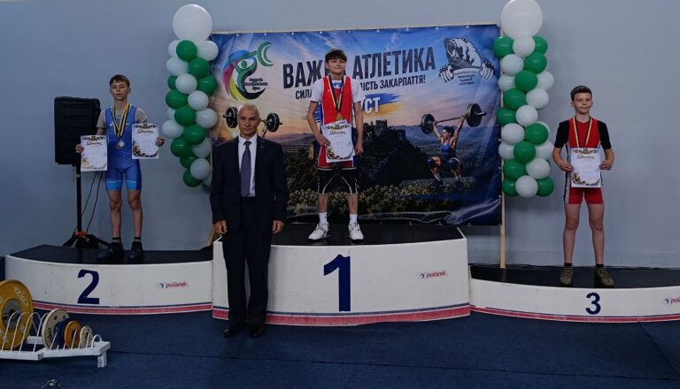Прикарпатські важкоатлети вибороли золото та срібло на чемпіонаті України