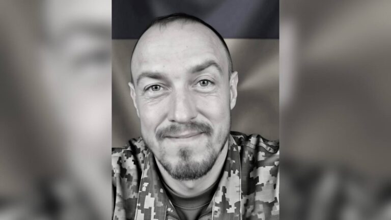 Майже два роки вважався зниклим безвісти: на війні загинув коломиянин Олег Свєташов
