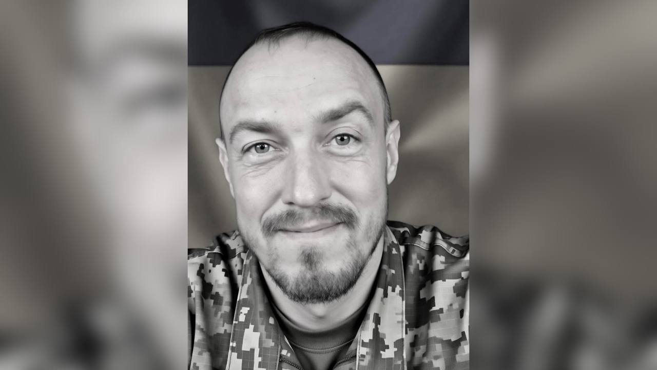 Майже два роки вважався зниклим безвісти: на війні загинув коломиянин Олег Свєташов